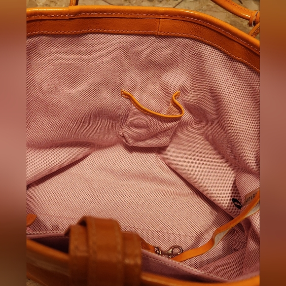 Dooney and Bourke Mustard Yellow Large Patent Leather Cindy Tote - Picture 15 of 16